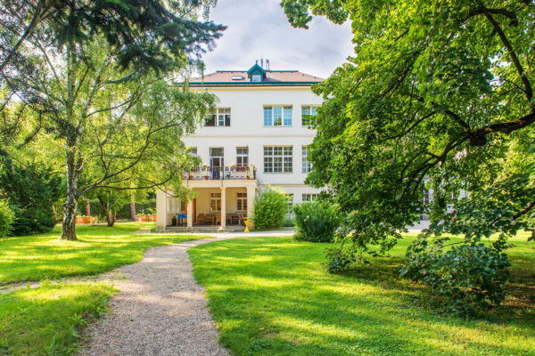 Außenansicht Schweizer Haus Hadersdorf